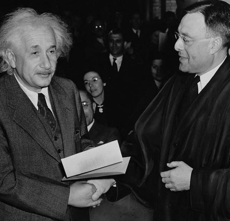 All Albert Einstein Quotes Simple Explanation | LifeFalcon
