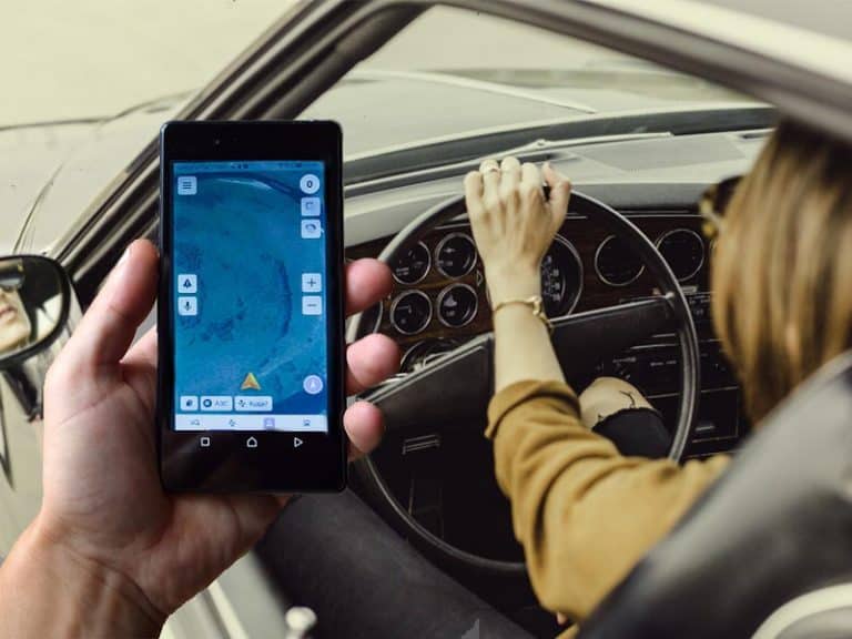 Real Time Small Hidden GPS Tracking Device For Cars