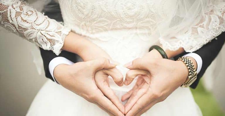 Best Couple's Wedding Website For Your Big Day