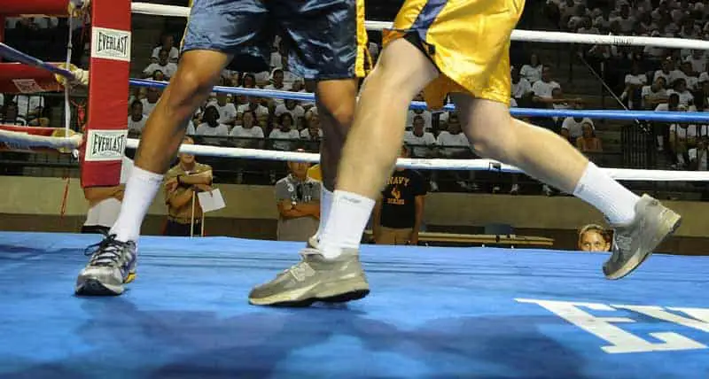 Boxing Shoes with Breathable and Anti-Slipping Technology for Athletic Sports Wrestling UFC Fight