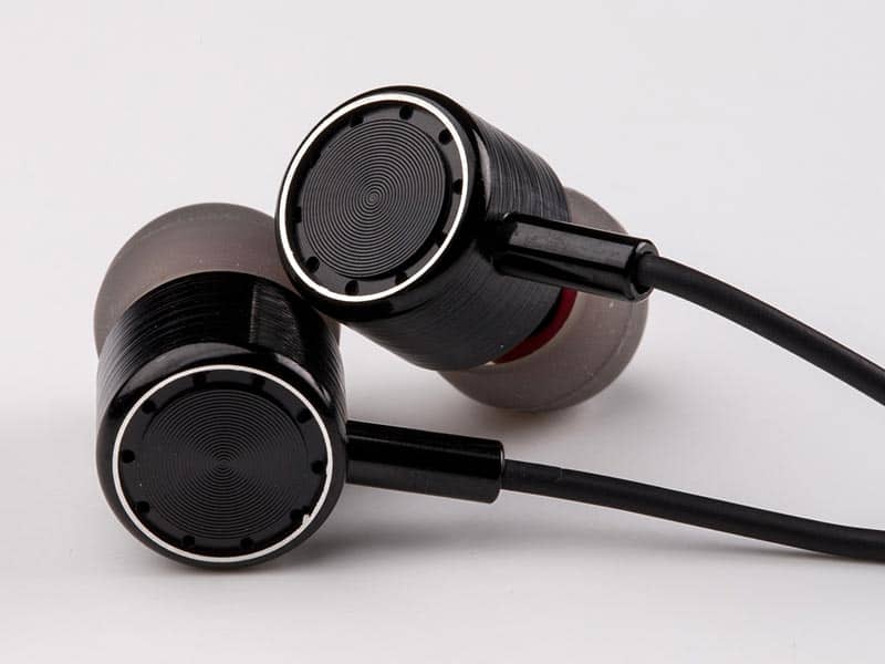 Why Is Only One Of Your Earbuds Working?