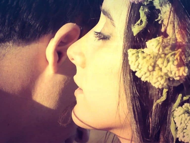 Ways a Gemini Woman Can Attract an Aquarius Man