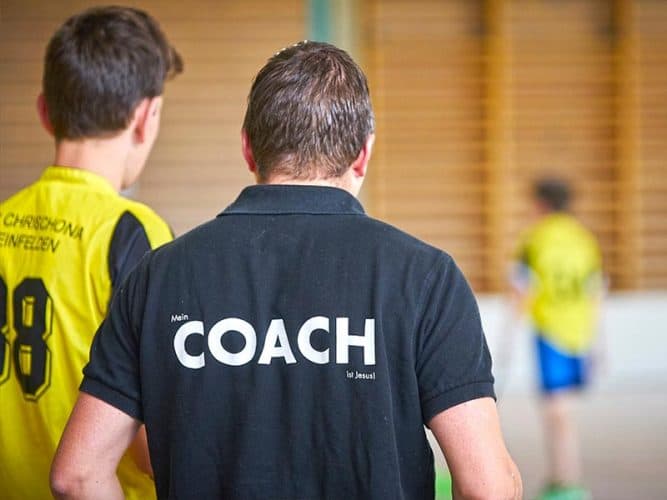 How To Get A College Coach To Notice You?